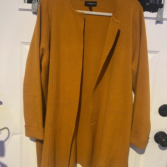 Rafaella Golden Knit Top - Picture 5 of 7